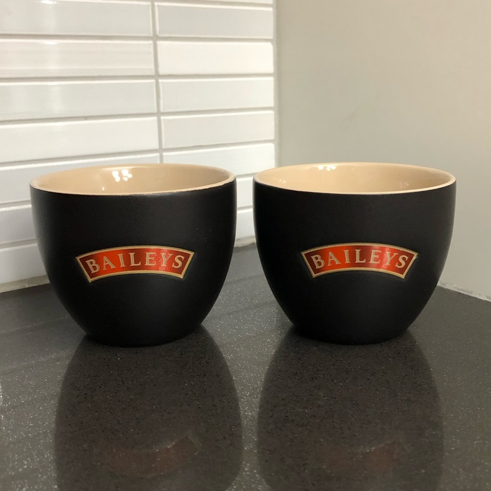 2 Little Baileys cups